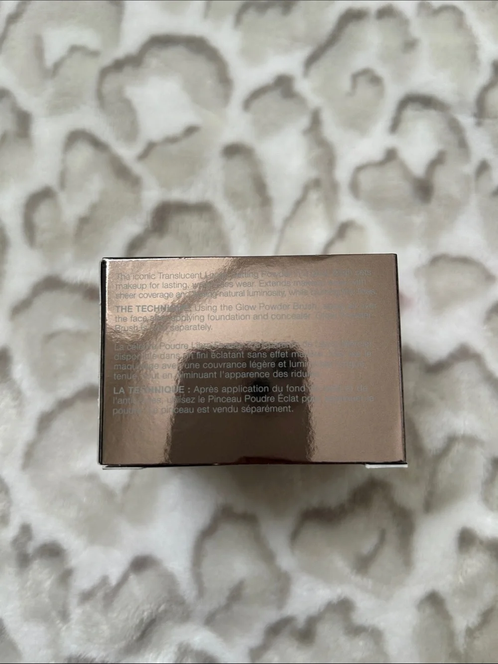 laura mercier Translucent Loose Setting Powder - Glow (peachy champagne)